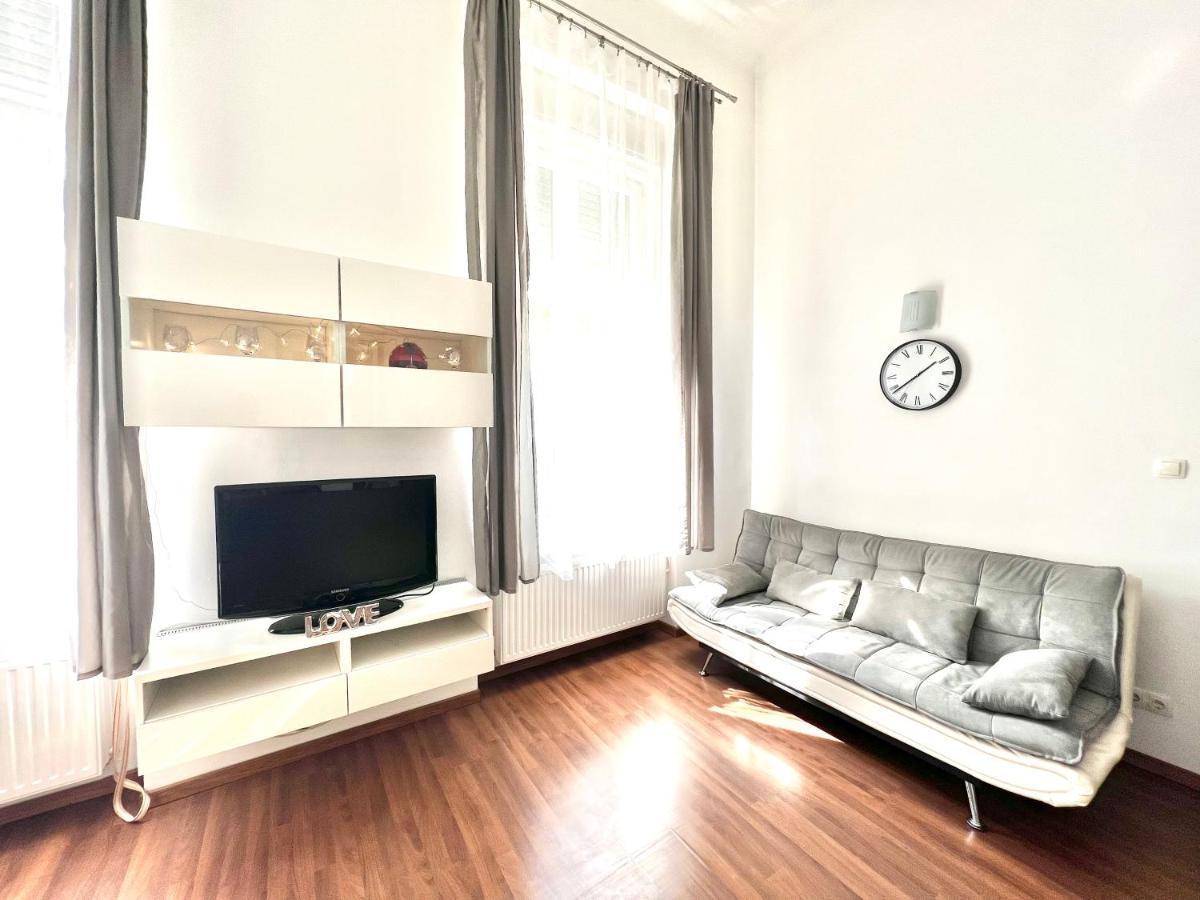 Ricky Apartment Budapeszt Zewnętrze zdjęcie