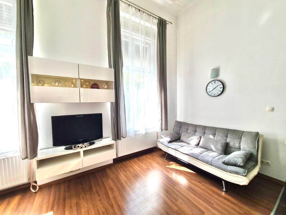 Ricky Apartment Budapeszt Zewnętrze zdjęcie